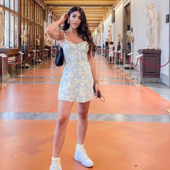 Zara floral satin dress bloggers fav - Picture 9 of 16